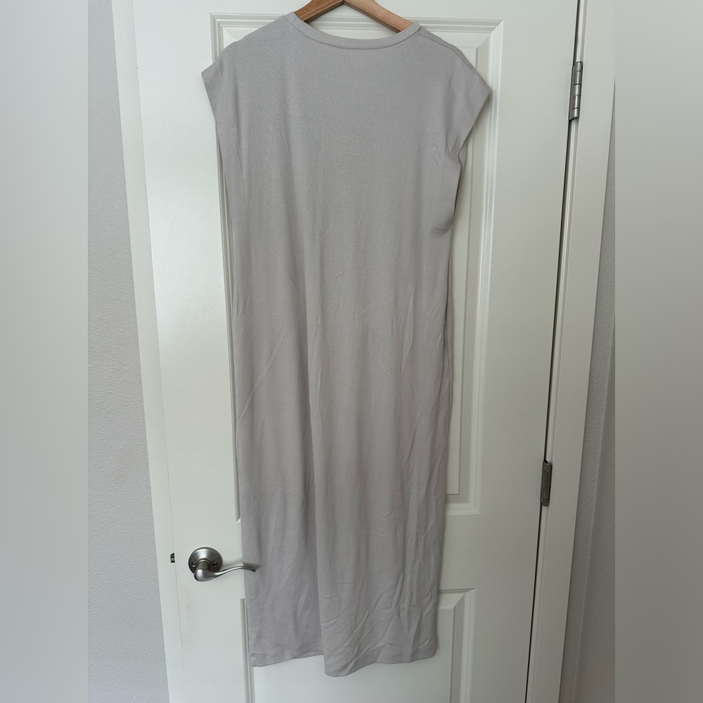 Zara Ribbed Dress - Picture 2 of 4
